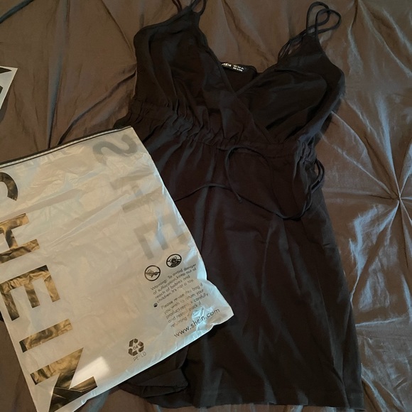 Romper - Picture 2 of 2